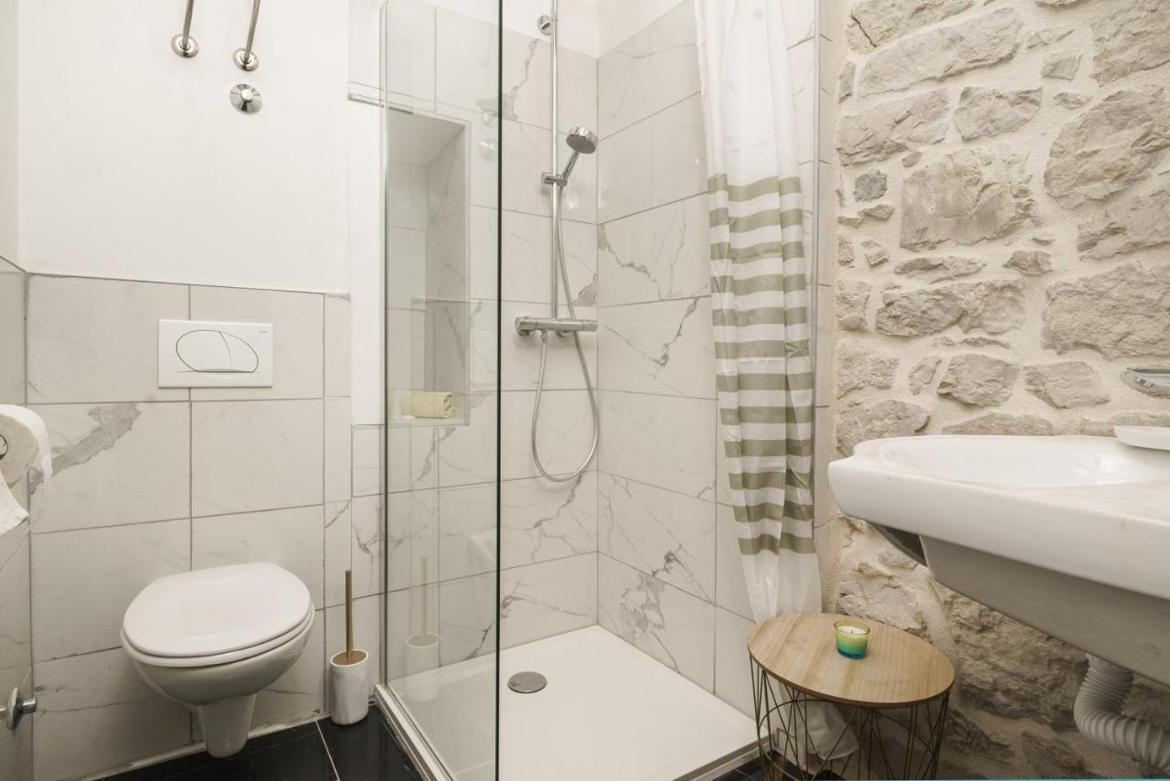 Sibenik Style Suites Luaran gambar